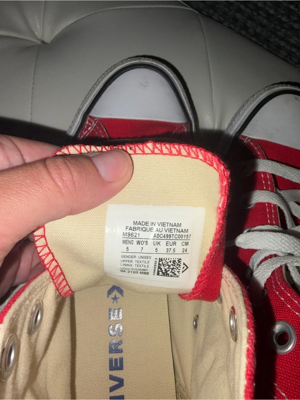 Women’s High Top Converse size 7